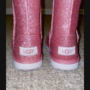 Ugg girl boots